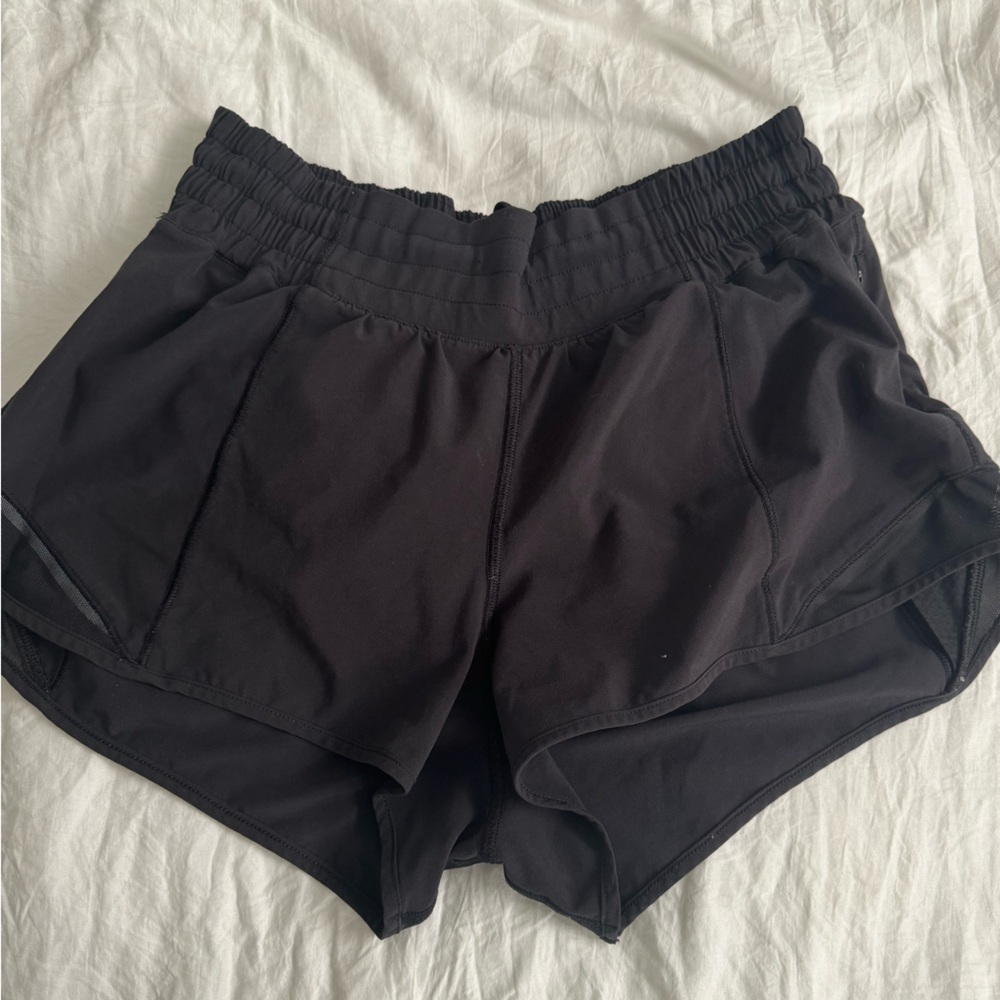 Lululemon black hotty hot shorts